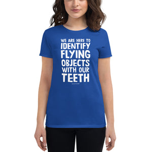 women's fitted t-shirt: identifying flying objects